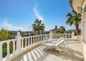 فلل باسعار منخفضة في الانيا - مستقلة مع مسبح خاص -في افسلار / الانيا 