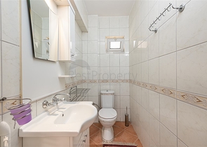 فلل باسعار منخفضة في الانيا - مستقلة مع مسبح خاص -في افسلار / الانيا 