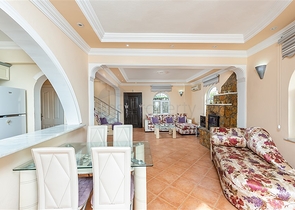 فلل باسعار منخفضة في الانيا - مستقلة مع مسبح خاص -في افسلار / الانيا 