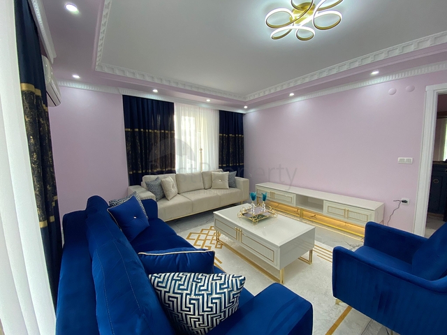 شقة عائلية واسعة في الانيا - غرفتين وصالة مفروشة -ضمن مجمع سكني -محمودلار/ الانيا 