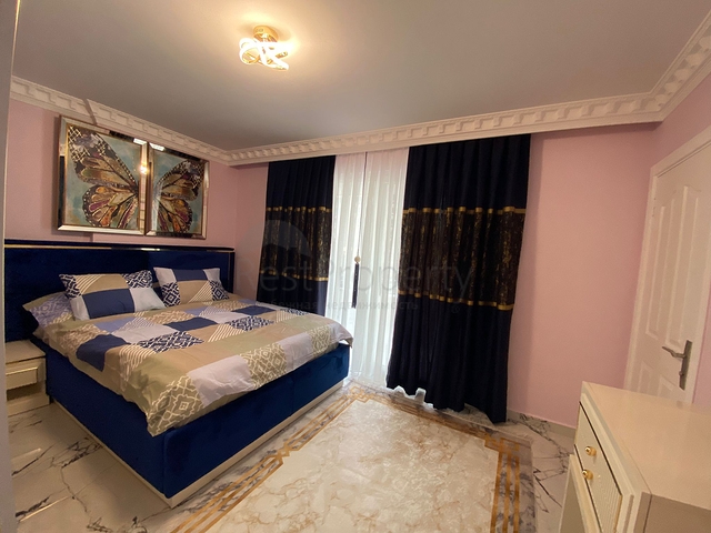 شقة عائلية واسعة في الانيا - غرفتين وصالة مفروشة -ضمن مجمع سكني -محمودلار/ الانيا 