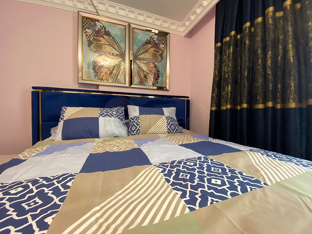 شقة عائلية واسعة في الانيا - غرفتين وصالة مفروشة -ضمن مجمع سكني -محمودلار/ الانيا 