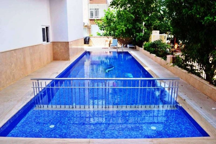 شقق قريبة من البحر في الانيا - تصميم غرفة وصالة مفروشة -في محمودلار / الانيا 