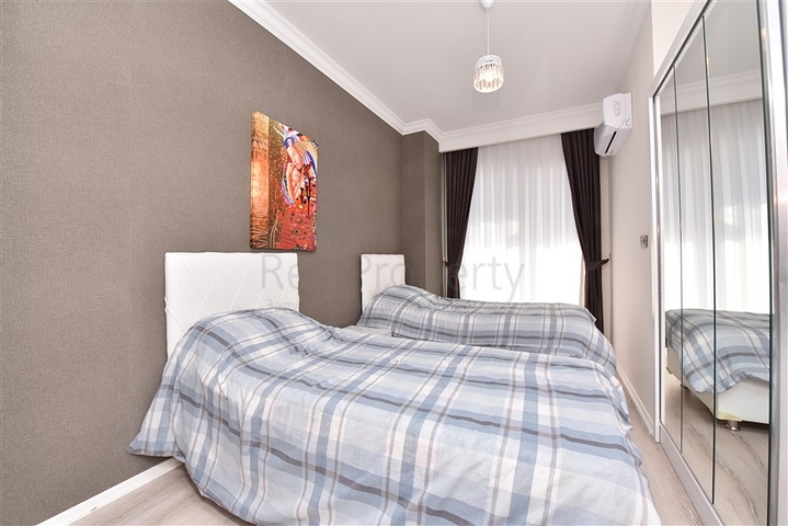 شقة غرفتين وصالة مع مطبخ منفصل - مفروشة وضمن مجمع سكني -محمودلار / الانيا 