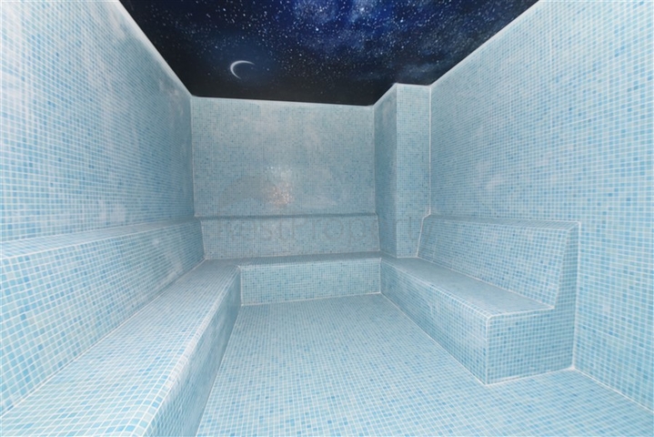 شقة غرفتين وصالة مع مطبخ منفصل - مفروشة وضمن مجمع سكني -محمودلار / الانيا 