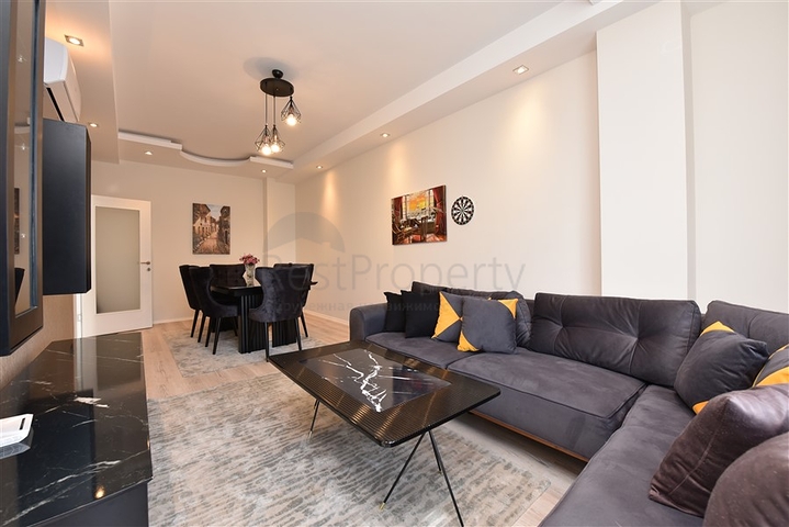 شقة غرفتين وصالة مع مطبخ منفصل - مفروشة وضمن مجمع سكني -محمودلار / الانيا 