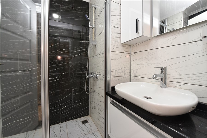 شقق للبيع في الانيا -غرفتتين وصالة مع مطبخ منفصل -مفروشة -في محمودلار / الانيا 