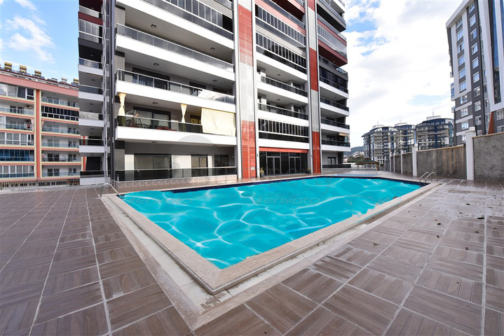 شقق للبيع في الانيا -غرفتتين وصالة مع مطبخ منفصل -مفروشة -في محمودلار / الانيا 