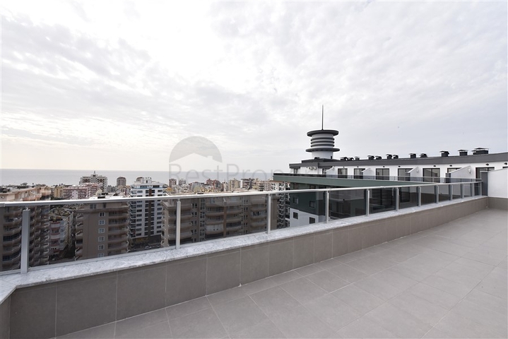 اطلالة بحر - دوبلكس 4 غرف وصالة -ضمن مجمع 5 نجوم -في محمودلار / الانيا 