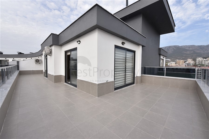 اطلالة بحر - دوبلكس 4 غرف وصالة -ضمن مجمع 5 نجوم -في محمودلار / الانيا 