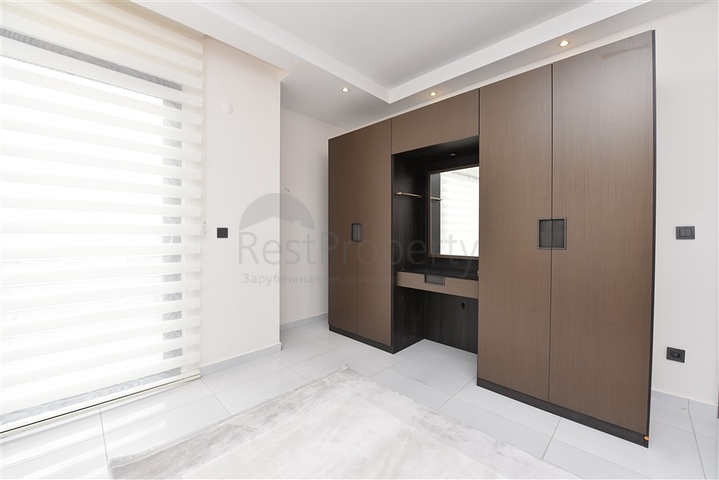 اطلالة بحر - دوبلكس 4 غرف وصالة -ضمن مجمع 5 نجوم -في محمودلار / الانيا 