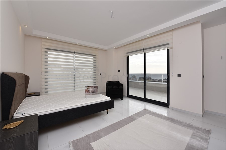 اطلالة بحر - دوبلكس 4 غرف وصالة -ضمن مجمع 5 نجوم -في محمودلار / الانيا 