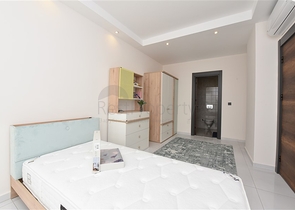 اطلالة بحر - دوبلكس 4 غرف وصالة -ضمن مجمع 5 نجوم -في محمودلار / الانيا 