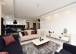 اطلالة بحر - دوبلكس 4 غرف وصالة -ضمن مجمع 5 نجوم -في محمودلار / الانيا 