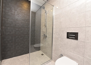 اطلالة بحر - دوبلكس 4 غرف وصالة -ضمن مجمع 5 نجوم -في محمودلار / الانيا 