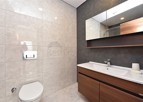 اطلالة بحر - دوبلكس 4 غرف وصالة -ضمن مجمع 5 نجوم -في محمودلار / الانيا 