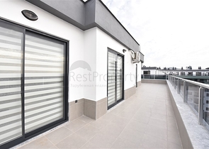 اطلالة بحر - دوبلكس 4 غرف وصالة -ضمن مجمع 5 نجوم -في محمودلار / الانيا 