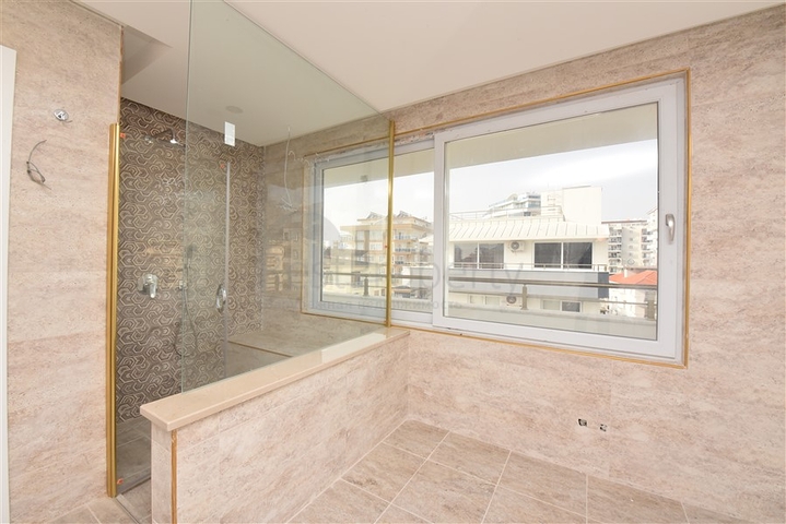 دوبلكس للبيع في الانيا - تصميم 4 غرف وصالة ضمن مجمع حديث -في محمودلار / الانيا 