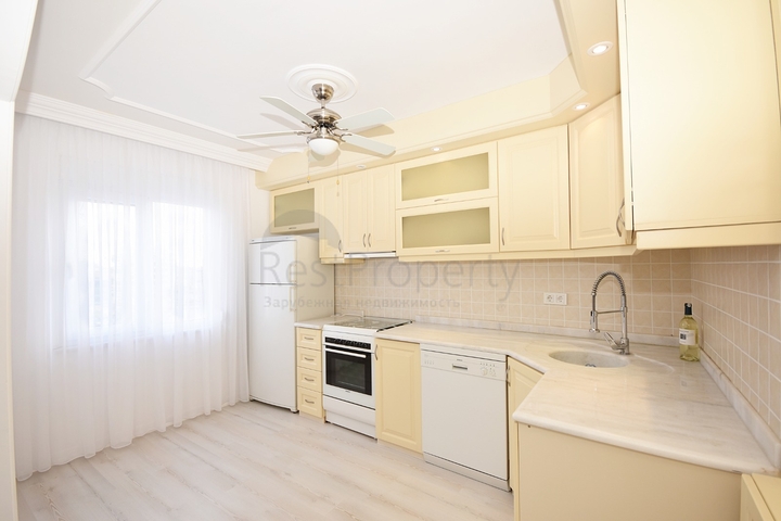 شقق واسعة في الانيا - تصميم 3 غرف وصالة مفروشة -في محمودلار / الانيا 