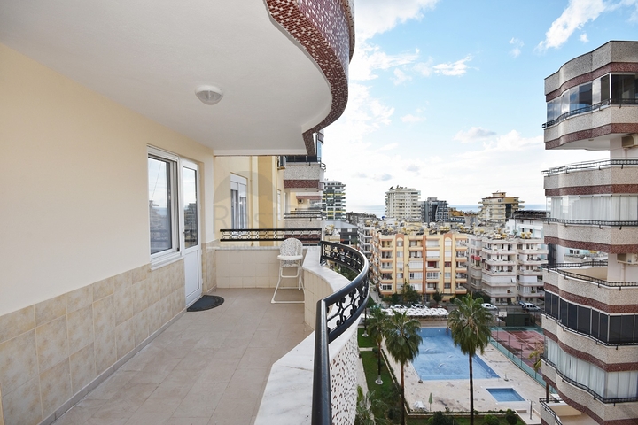 شقق واسعة في الانيا - تصميم 3 غرف وصالة مفروشة -في محمودلار / الانيا 