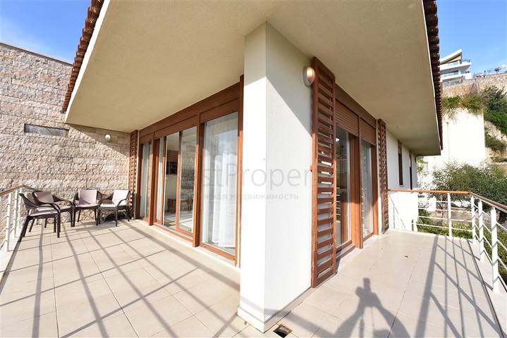 تصميم انيق - شقة غرفتين وصالة مفروشة -في كوناكلي / الانيا 