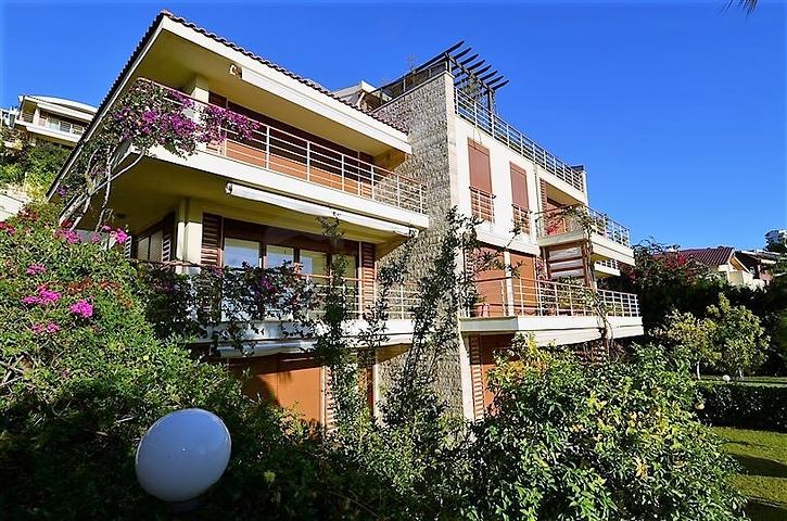 تصميم انيق - شقة غرفتين وصالة مفروشة -في كوناكلي / الانيا 