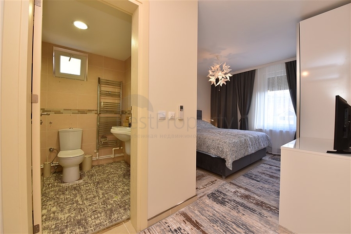 تصميم انيق - شقة غرفتين وصالة مفروشة -في كوناكلي / الانيا 