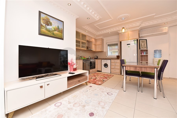 خلف مول الانيوم - شقة عائلية 2 غرفة وصالة -مع الاثاث - في جيكجلي / الانيا 