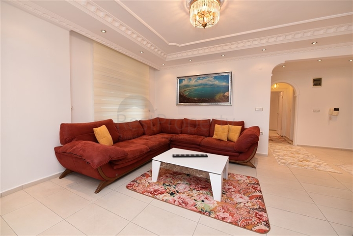 خلف مول الانيوم - شقة عائلية 2 غرفة وصالة -مع الاثاث - في جيكجلي / الانيا 