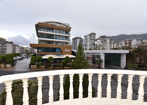 خلف مول الانيوم - شقة عائلية 2 غرفة وصالة -مع الاثاث - في جيكجلي / الانيا 