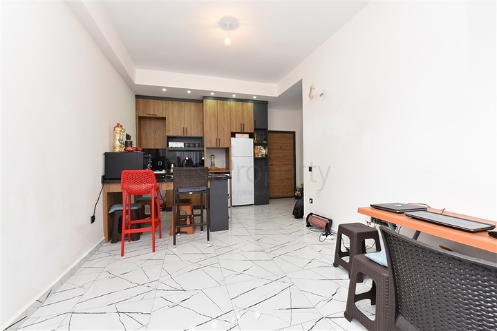 شقق للبيع في اوبا - غرفة وصالة ضمن مجمع حديث -اوبا / الانيا 