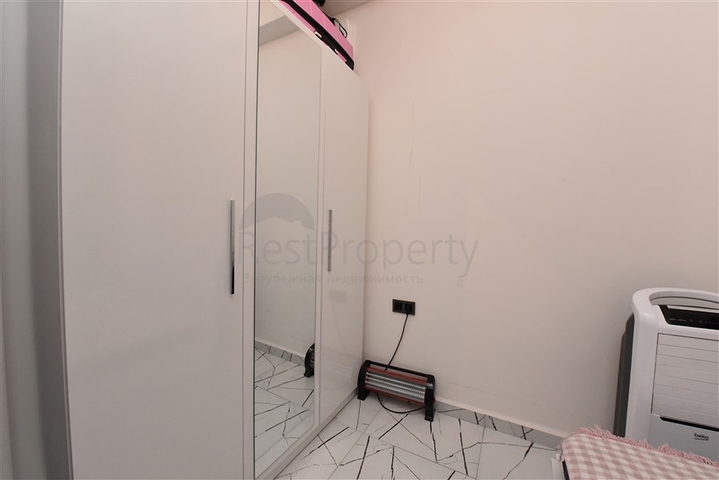 شقق للبيع في اوبا - غرفة وصالة ضمن مجمع حديث -اوبا / الانيا 