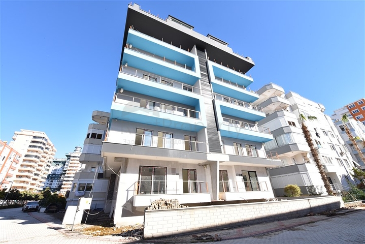 شقة غرفة وصالة ضمن مجمع حديث -محمودلار / الانيا 