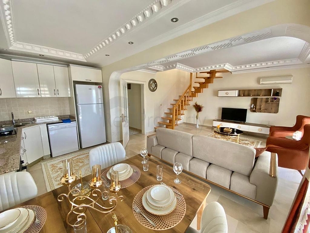 شقق اطلالة بحر في الانيا - دوبلكس واسعة مفروشة -في محمودلار 