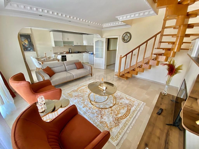 شقق اطلالة بحر في الانيا - دوبلكس واسعة مفروشة -في محمودلار 