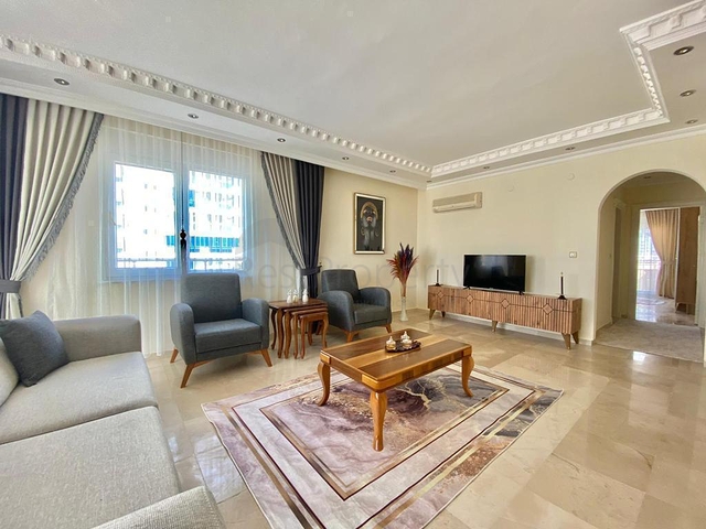 شقق اطلالة بحر في الانيا - دوبلكس واسعة مفروشة -في محمودلار 