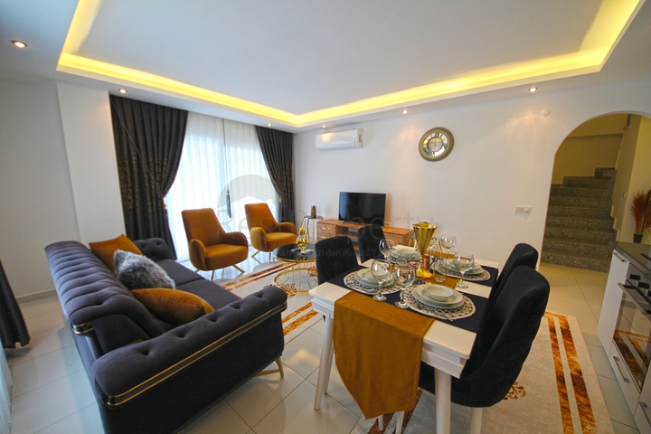 اطلالة بحر في الانيا - دوبلكس فاخرة 3 غرف وصالة - في محمودلار / الانيا 