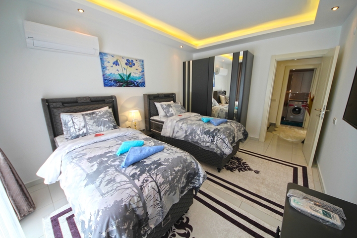 اطلالة بحر في الانيا - دوبلكس فاخرة 3 غرف وصالة - في محمودلار / الانيا 