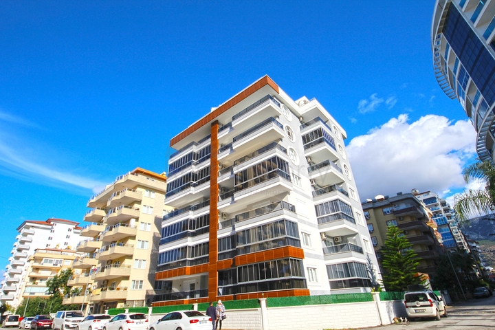 اطلالة بحر في الانيا - دوبلكس فاخرة 3 غرف وصالة - في محمودلار / الانيا 