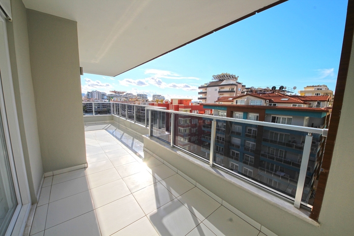 اطلالة بحر في الانيا - دوبلكس فاخرة 3 غرف وصالة - في محمودلار / الانيا 