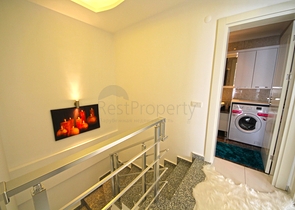 اطلالة بحر في الانيا - دوبلكس فاخرة 3 غرف وصالة - في محمودلار / الانيا 