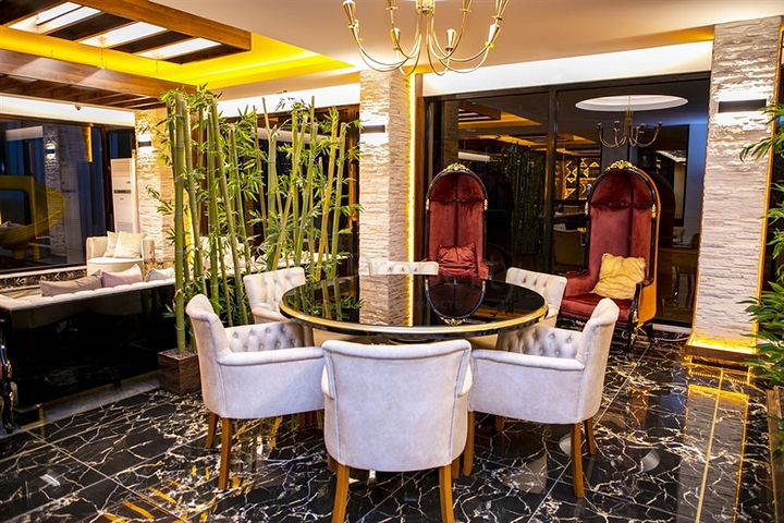 شقق فاخرة في الانيا - مجمع 5 نجوم -شقة 2 غرفة وصالة مفروشة -في محمودلار / الانيا