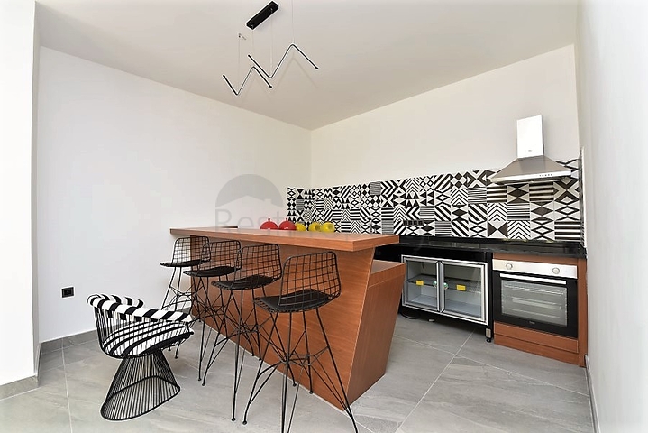 شقة غرفة وصالة ضمن مجمع حديث -اوبا / الانيا 