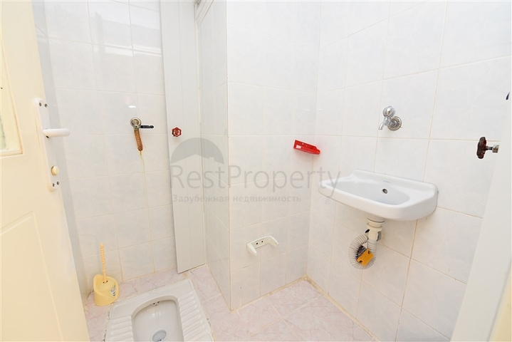 شقق بأسعار منخفضة في الانيا -3 غرف وصالة مع مطبخ منفصل -قريبة من البحر - محمودلار / الانيا 