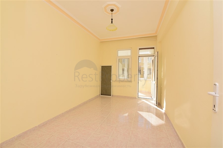 شقق بأسعار منخفضة في الانيا -3 غرف وصالة مع مطبخ منفصل -قريبة من البحر - محمودلار / الانيا 