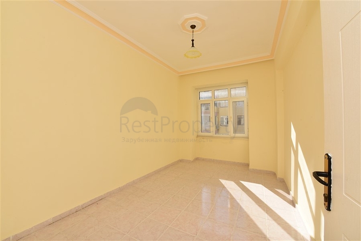 شقق بأسعار منخفضة في الانيا -3 غرف وصالة مع مطبخ منفصل -قريبة من البحر - محمودلار / الانيا 