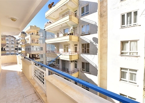 شقق بأسعار منخفضة في الانيا -3 غرف وصالة مع مطبخ منفصل -قريبة من البحر - محمودلار / الانيا 