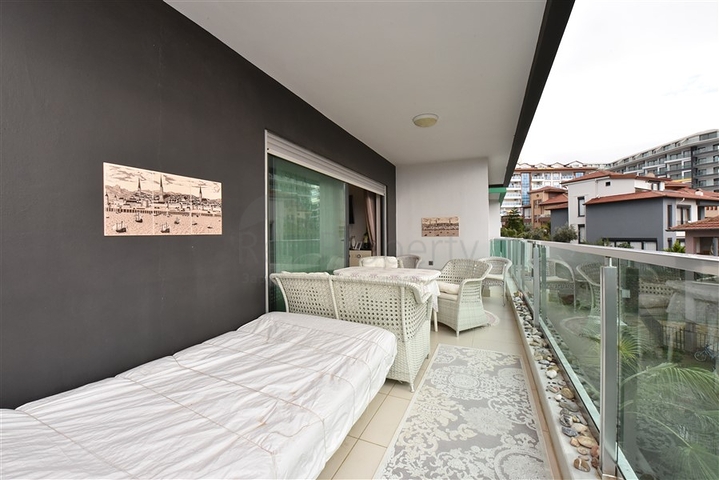 اطلالة بحر في كارجيجاك - شقة 2 غرفة وصالة -ضمن مجمع 5 نجوم -في كارجيجاك / الانيا 