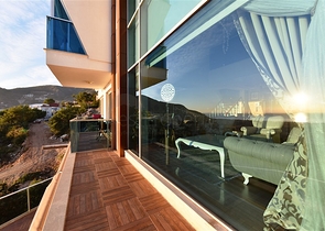 من افخم الفلل في الانيا - اطلالة ساحرة على البحر والقلعة - في مركز الانيا 