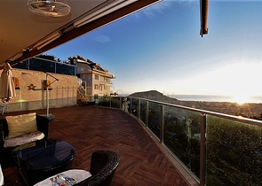 من افخم الفلل في الانيا - اطلالة ساحرة على البحر والقلعة - في مركز الانيا 